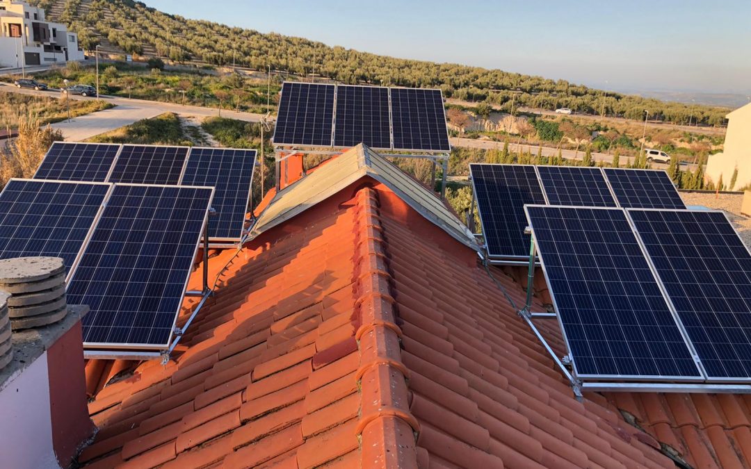 Instalación de placas solares en Jaén