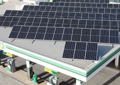 instalación de placas solares para empresas de afc renovables en estación de servicios en córdoba