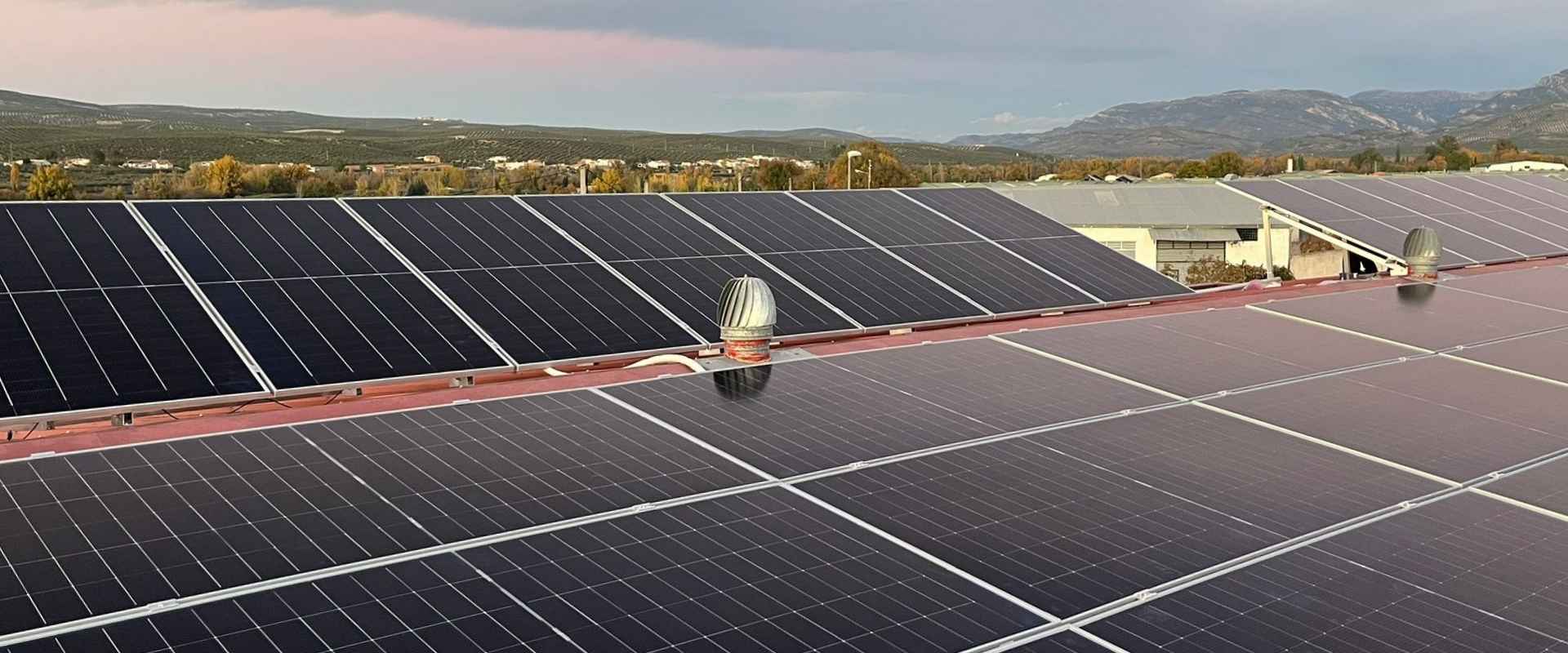 Instalación de placas solares en Córdoba — AFC Renovables